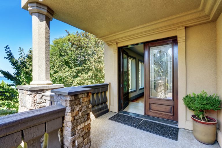 house-front-screen-door