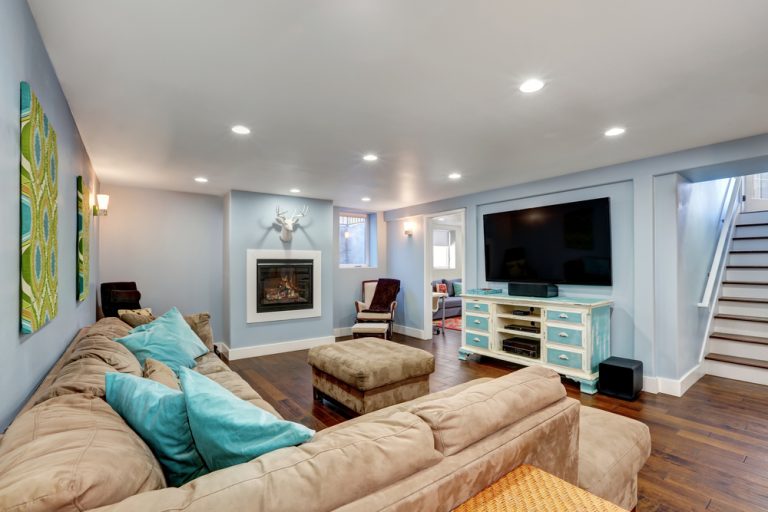 basement-with-nice-windows